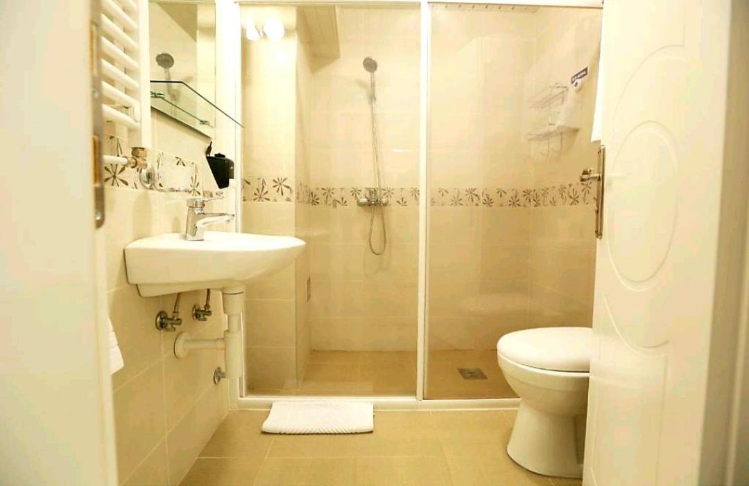 Royalwings Apartman Jagodina Esterno foto