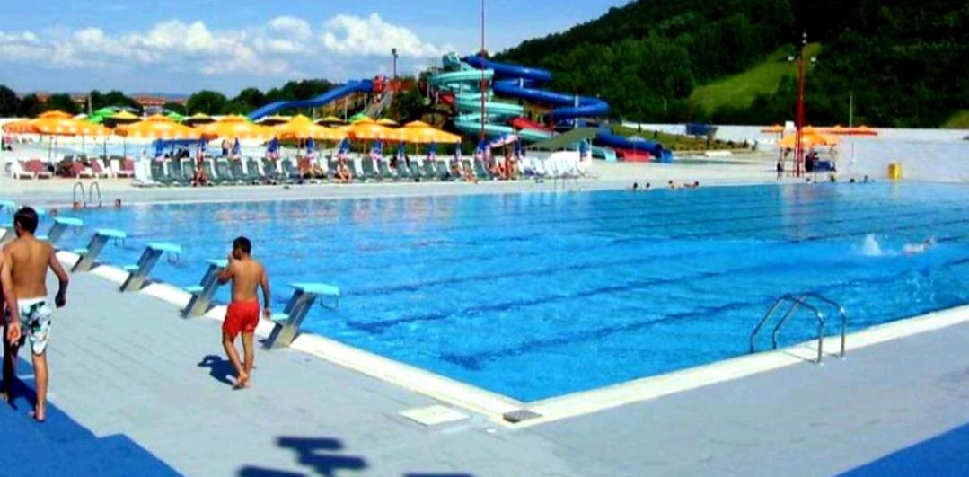 Royalwings Apartman Jagodina Esterno foto