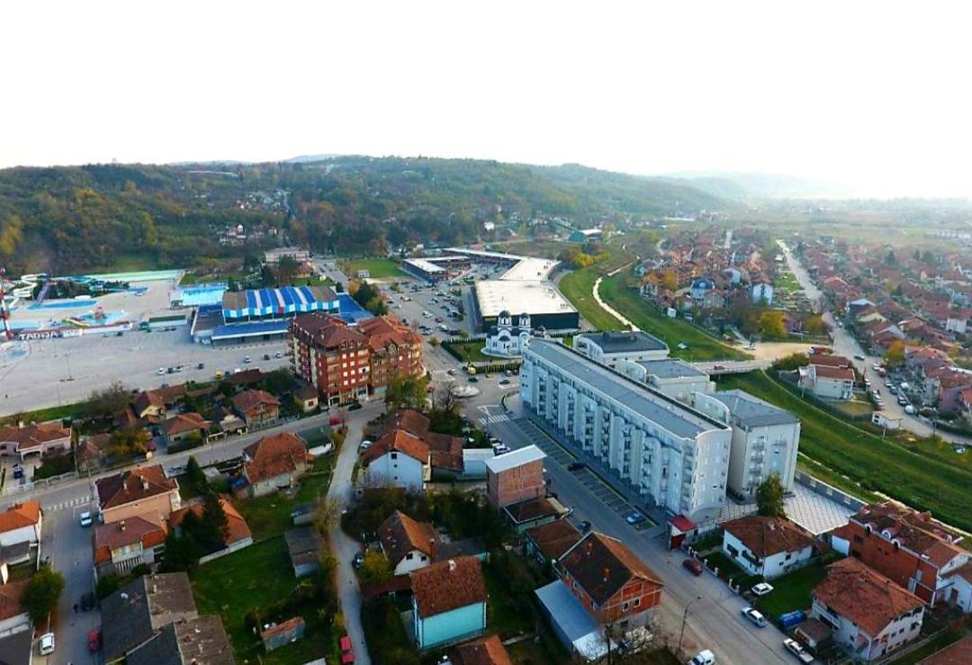 Royalwings Apartman Jagodina Esterno foto