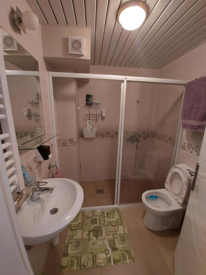 Royalwings Apartman Jagodina Esterno foto