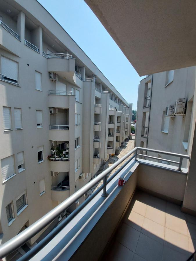 Royalwings Apartman Jagodina Esterno foto